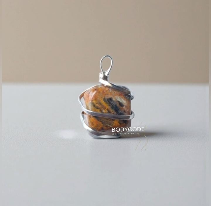 Bumblebee Tumble Pendant 
₹ - 1500/- + Certificate