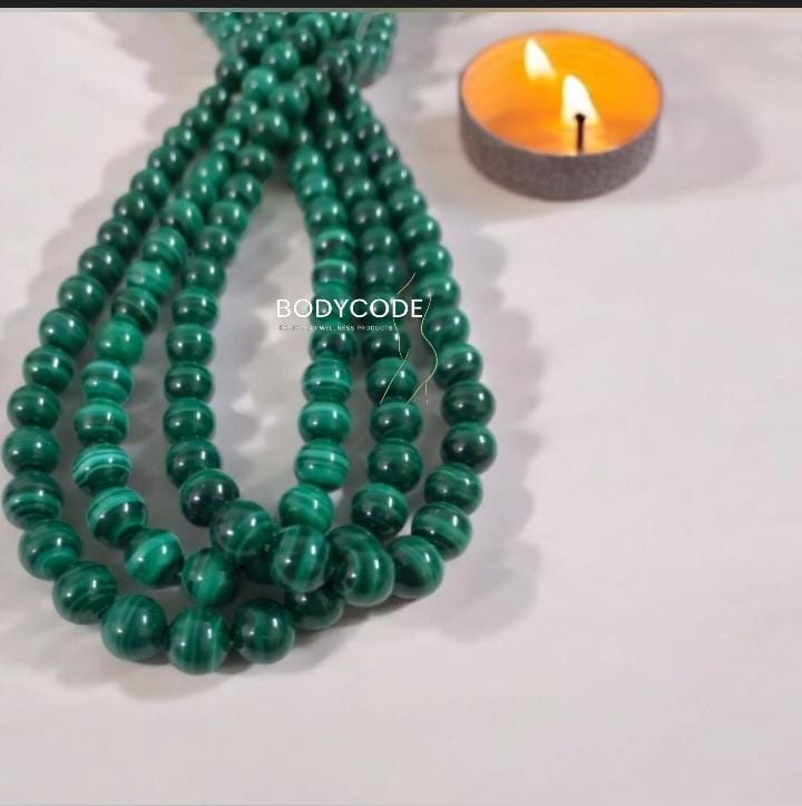 Malachite used For Transformation relase old trauma & bad memories encouraged positive  changes &  personal growth
₹ - 3500/- + Certificate